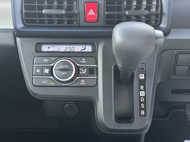 タント Ｌ　スマートキー　ＬＥＤヘッドライト　両側スライドドア　フルオートエアコン　電動格納ドアミラー　前後パワーウィンドー　衝突被害軽減ブレーキ　クリアランスソナー　アイドリングストップ　オートライト（17枚目）