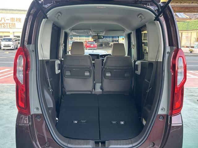 N-BOX L ディスプレイオーディオ バックカメラ スマートキー LEDヘッドライト 片側パワースライドドア フルオートエアコン シートヒーター ロールサンシェード シートバックテーブル 衝突被害軽減ブレーキ(14枚目)