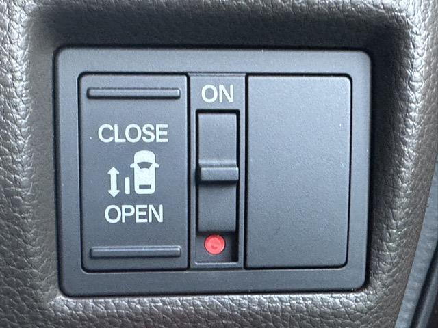 N-BOX L ディスプレイオーディオ バックカメラ スマートキー LEDヘッドライト 片側パワースライドドア フルオートエアコン シートヒーター ロールサンシェード シートバックテーブル 衝突被害軽減ブレーキ(19枚目)