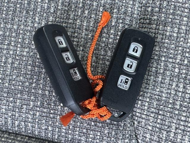 N-BOX L ディスプレイオーディオ バックカメラ スマートキー LEDヘッドライト 片側パワースライドドア フルオートエアコン シートヒーター ロールサンシェード シートバックテーブル 衝突被害軽減ブレーキ(27枚目)