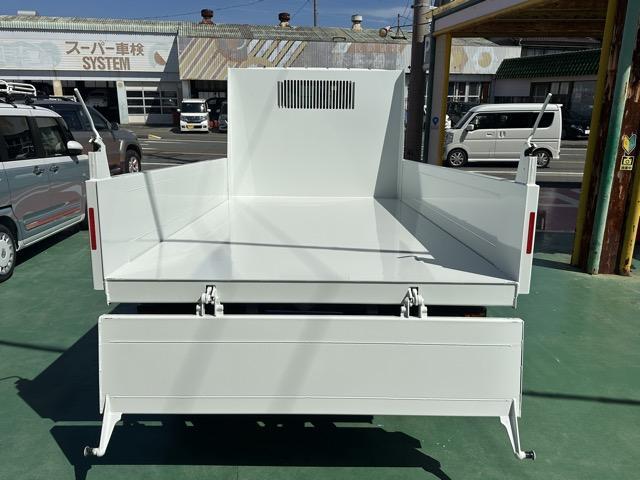キャンター 全低床強化ダンプ 5MT 3t全低床強化ダンプ バックカメラ付 EZGO サイドガードアシスト スマートキー LEDヘッドライト 電動格納ドアミラー フォグランプ Bluetoothオーディオ ルーフコンソール(15枚目)