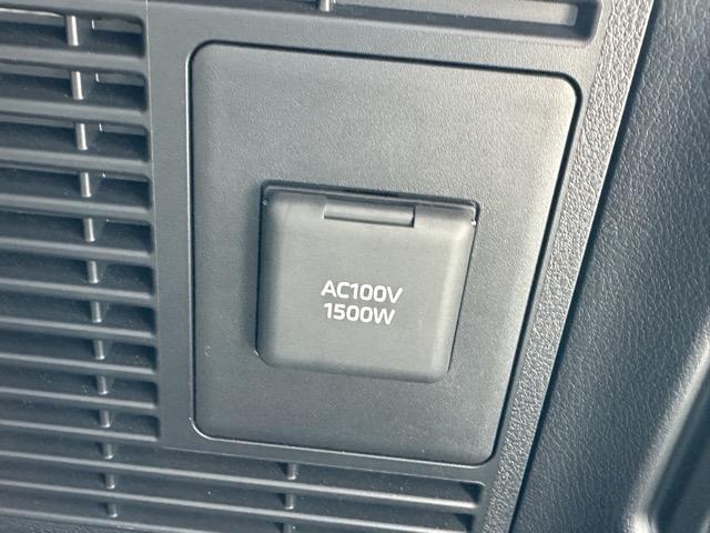 アルファードハイブリッド Ｚ　ユニバーサルステップ　純正ナビゲーション　パノラマカメラ　ＥＴＣ　デジタルインナーミラー　シートヒーター＆ベンチレーション　パワーシート　パワーバックドア　リヤオートエアコン　ＡＣ１００Ｖ電源（22枚目）