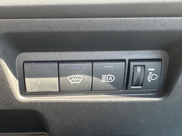 ＧＲヤリス ＲＺ　走行距離３，５００ｋｍ　４ＷＤ　６ＭＴ　セーフティセンス　ディスプレイオーディオ　バックモニター　ＥＴＣ　本革巻ステアリング　インタークーラースプレー　１８インチアルミホイール　スマートキー（18枚目）