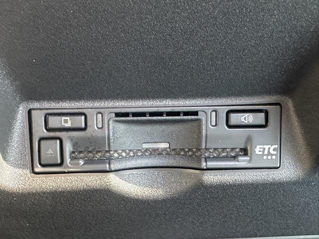 ＧＲヤリス ＲＺ　走行距離３，５００ｋｍ　４ＷＤ　６ＭＴ　セーフティセンス　ディスプレイオーディオ　バックモニター　ＥＴＣ　本革巻ステアリング　インタークーラースプレー　１８インチアルミホイール　スマートキー（19枚目）