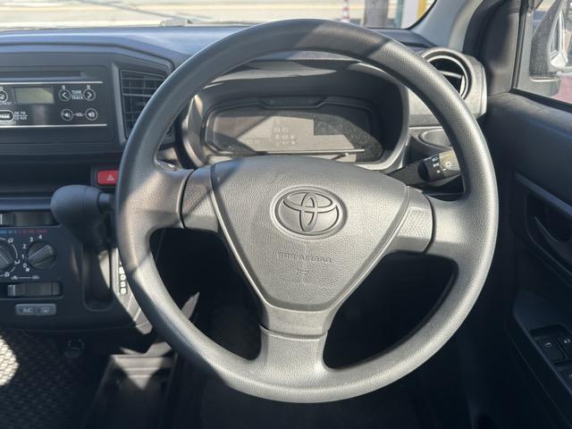 ピクシスエポック Ｌ　純正ＣＤデッキ　キーレス　前後パワーウィンドー　アイドリングストップ　エアコン　パワステ（9枚目）