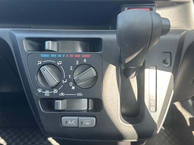 ピクシスエポック Ｌ　純正ＣＤデッキ　キーレス　前後パワーウィンドー　アイドリングストップ　エアコン　パワステ（16枚目）