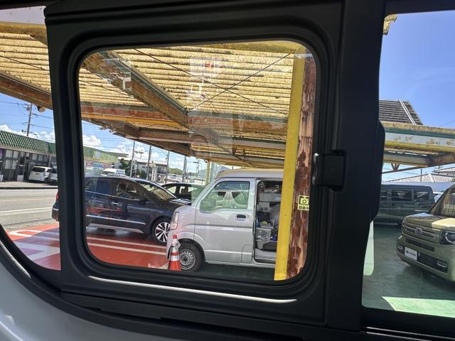 ブローニィバン ロングＧＬ　ディーゼル車　４ＷＤ　キーレス　ＬＥＤヘッドライト　両側スライドドア　電動格納ドアミラー　パワーウィンドー　リヤクーラー＆リヤヒーター　衝突被害軽減ブレーキ　オートライト　登録済未使用車（12枚目）