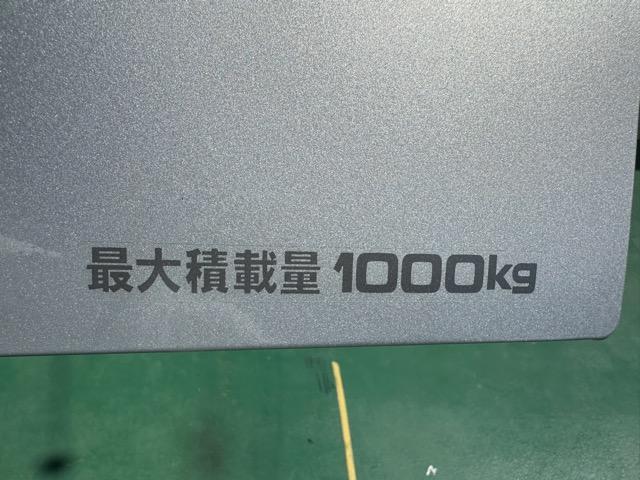 ブローニィバン ロングＧＬ　ディーゼル車　４ＷＤ　キーレス　ＬＥＤヘッドライト　両側スライドドア　電動格納ドアミラー　パワーウィンドー　リヤクーラー＆リヤヒーター　衝突被害軽減ブレーキ　オートライト　登録済未使用車（14枚目）