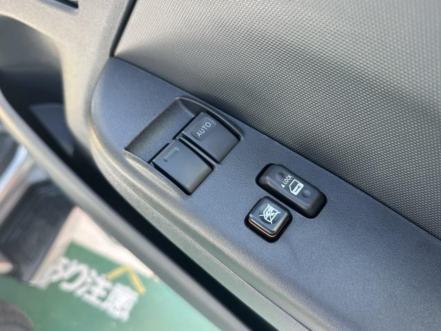 ブローニィバン ロングＧＬ　ディーゼル車　４ＷＤ　キーレス　ＬＥＤヘッドライト　両側スライドドア　電動格納ドアミラー　パワーウィンドー　リヤクーラー＆リヤヒーター　衝突被害軽減ブレーキ　オートライト　登録済未使用車（19枚目）