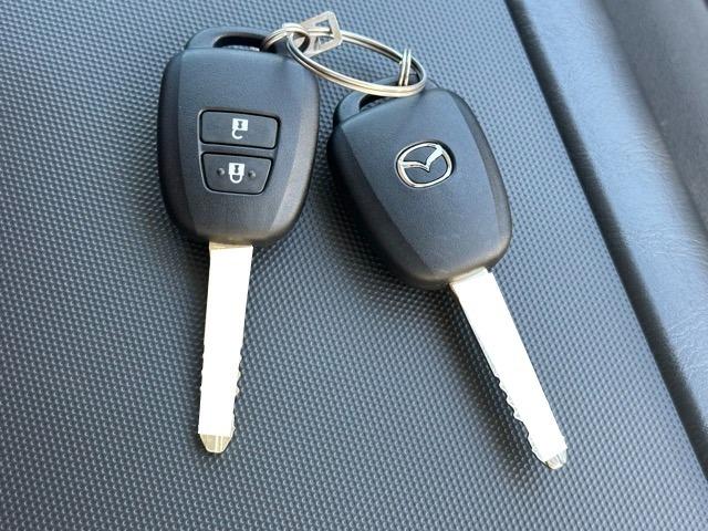 ブローニィバン ロングＧＬ　ディーゼル車　４ＷＤ　キーレス　ＬＥＤヘッドライト　両側スライドドア　電動格納ドアミラー　パワーウィンドー　リヤクーラー＆リヤヒーター　衝突被害軽減ブレーキ　オートライト　登録済未使用車（35枚目）