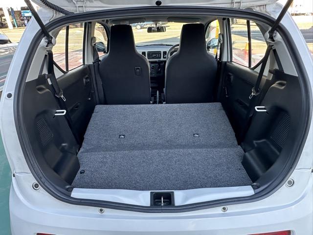 アルト Ｆ　５ＡＧＳ車　純正ＣＤデッキ　キーレス　前側パワーウィンドー　エアコン　パワステ（11枚目）