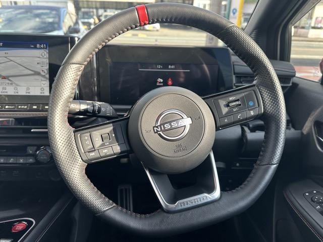 オーラ ニスモ 純正ナビゲーション アラウンドビューモニター プロパイロット ワイヤレス充電器 BOSEスピーカー ETC デジタルインナーミラー 専用革巻きハンドル シートヒーター&ハンドルヒーター フォグランプ(9枚目)