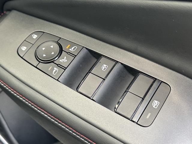 オーラ ニスモ 純正ナビゲーション アラウンドビューモニター プロパイロット ワイヤレス充電器 BOSEスピーカー ETC デジタルインナーミラー 専用革巻きハンドル シートヒーター&ハンドルヒーター フォグランプ(20枚目)