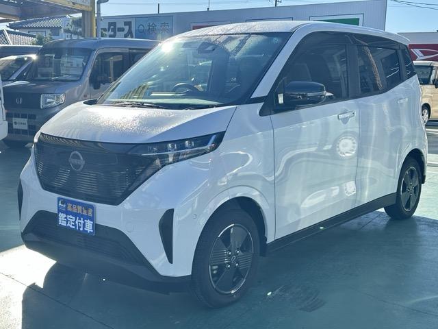 サクラ Ｘ　ディスプレイオーディオ　アラウンドビューモニター　スマートキー　ＬＥＤヘッドライト　フルオートエアコン　電気式パーキングブレーキ　電動格納ドアミラー　前後パワーウィンドー　衝突被害軽減ブレーキ（4枚目）