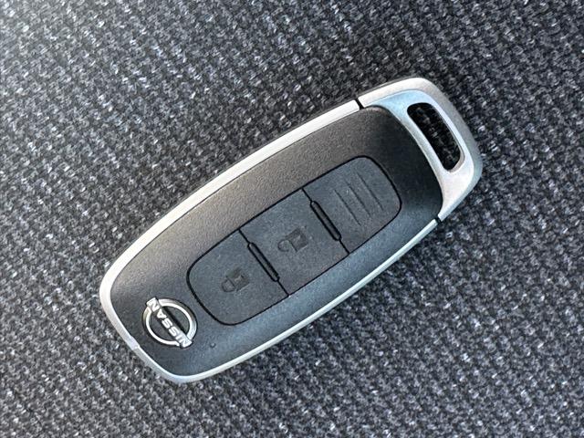 サクラ Ｘ　ディスプレイオーディオ　アラウンドビューモニター　スマートキー　ＬＥＤヘッドライト　フルオートエアコン　電気式パーキングブレーキ　電動格納ドアミラー　前後パワーウィンドー　衝突被害軽減ブレーキ（16枚目）