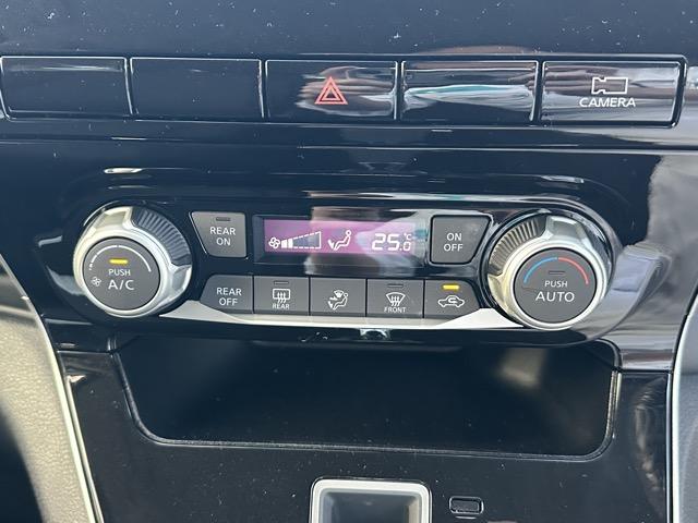 セレナ B ナビゲーション アラウンドビューモニター スマートキー 両側スライドドア フルオートエアコン リヤクーラー ロールサンシェード USB充電ソケット フォグランプ オートライト 衝突被害軽減ブレーキ(22枚目)