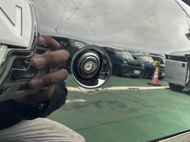 フェアレディＺ ベースグレード　ＡＴ車　純正ナビゲーション　バックカメラ　スマートキー　ＬＥＤヘッドライト　フルオートエアコン　革巻きハンドル　オートクルーズコントロール　パドルシフト　アルミペダル　フォグランプ（9枚目）