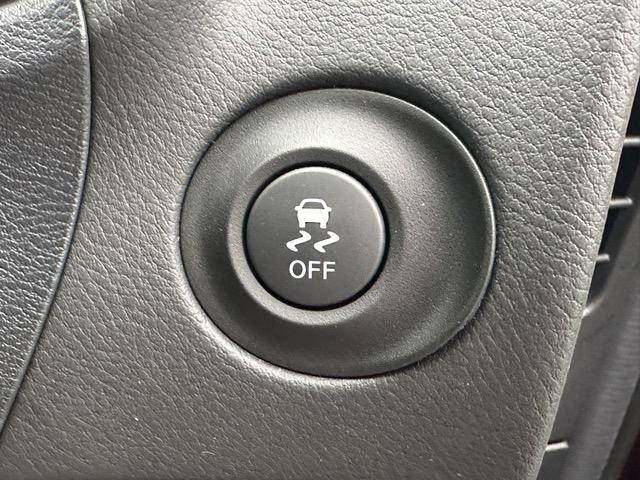 フェアレディＺ ベースグレード　ＡＴ車　純正ナビゲーション　バックカメラ　スマートキー　ＬＥＤヘッドライト　フルオートエアコン　革巻きハンドル　オートクルーズコントロール　パドルシフト　アルミペダル　フォグランプ（17枚目）