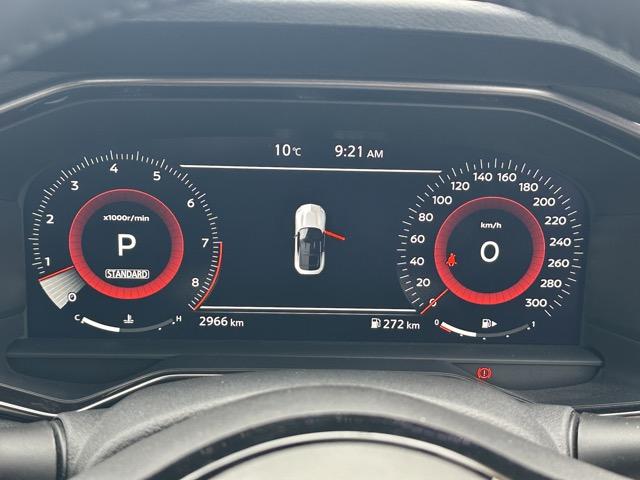 フェアレディＺ ベースグレード　ＡＴ車　純正ナビゲーション　バックカメラ　スマートキー　ＬＥＤヘッドライト　フルオートエアコン　革巻きハンドル　オートクルーズコントロール　パドルシフト　アルミペダル　フォグランプ（28枚目）