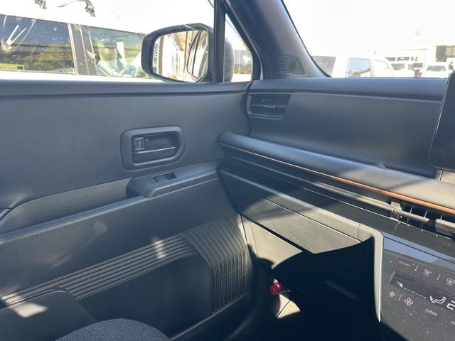 ★納車前に、当社の指定工場で納車前点検を行って納車しますので、安心してお乗りいただけます！もちろん、点検料は車両本体価格に含まれています。