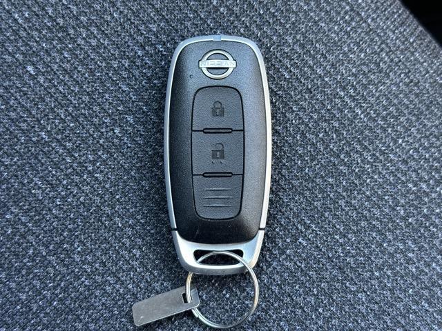 ５年コーティング（契約時限定）が軽自動車￥３９，８００円、コンパクトカー￥４９，８００円、ミニバン￥５９，８００円で施工出来ます。新車のピッカピカの状態をより長くキープします！