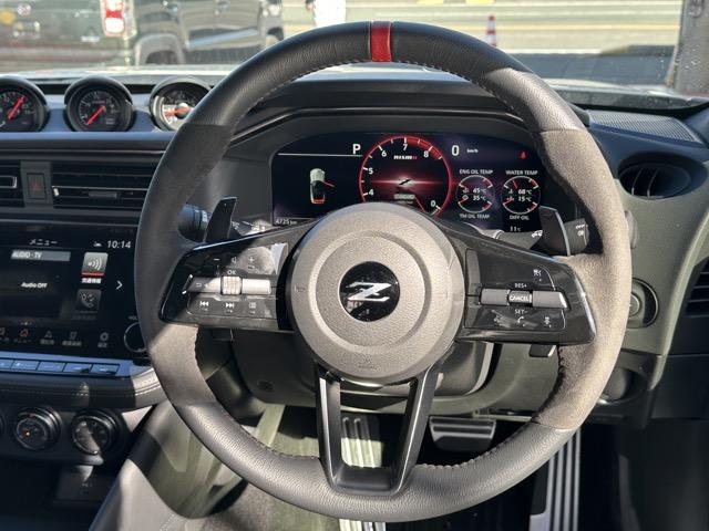 フェアレディZ ニスモ 9AT NISMO専用チューニング&エクステリア&インテリア NissanConnectナビゲーション ETC2.0 LEDヘッドランプ レイズ製19インチ鍛造AW パドルシフト レカロ製シート(10枚目)