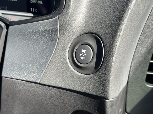 フェアレディZ ニスモ 9AT NISMO専用チューニング&エクステリア&インテリア NissanConnectナビゲーション ETC2.0 LEDヘッドランプ レイズ製19インチ鍛造AW パドルシフト レカロ製シート(18枚目)