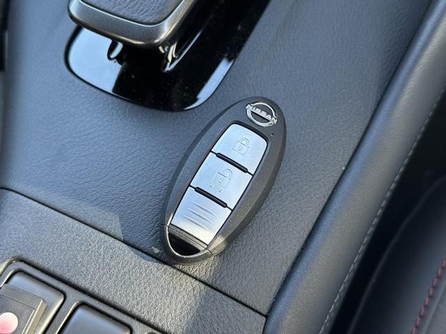 フェアレディZ ニスモ 9AT NISMO専用チューニング&エクステリア&インテリア NissanConnectナビゲーション ETC2.0 LEDヘッドランプ レイズ製19インチ鍛造AW パドルシフト レカロ製シート(29枚目)