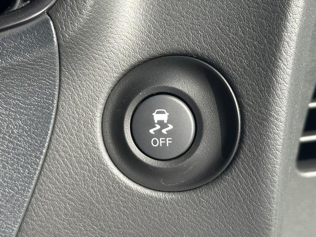 フェアレディZ バージョンS 6MT エマージェンシーブレーキ LEDヘッドランプ NissanConnectナビゲーション ETC2.0 本革巻ステアリング・シフトノブ 3連サブメーター デュアルエキゾースト 登録済未使用車(14枚目)