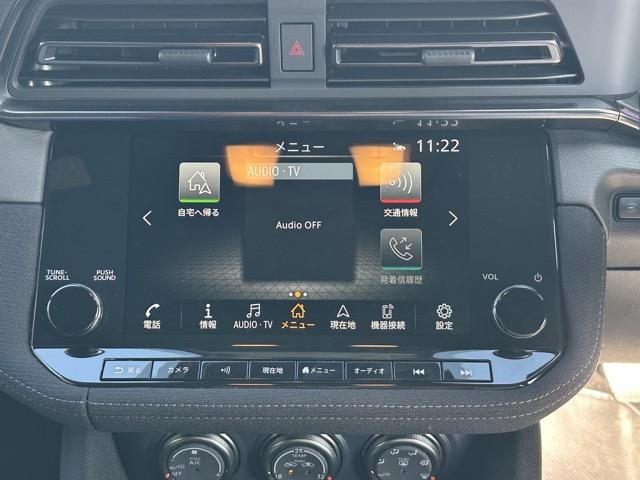 フェアレディZ ベースグレード 6MT LEDヘッドランプ NissanConnectナビゲーション バックモニター ETC2.0 本革巻ステアリング 3連サブメーター アルミペダル エマージェンシーブレーキ スマートキー(17枚目)