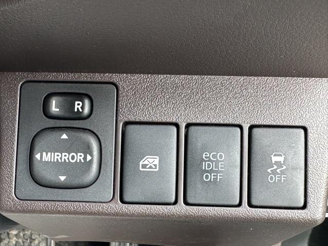 コペン ローブ ナビゲーション バックカメラ 社外アルミホイール スマートキー LEDヘッドライト フルオートエアコン シートヒーター 革巻きハンドル アイドリングストップ パワーウィンドー(13枚目)