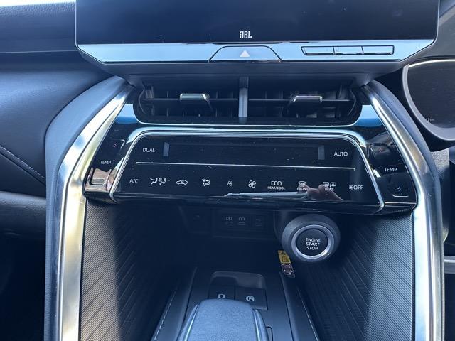 ハリアー Z 内装色/ブラック セーフティセンス LEDヘッドランプ ディスプレイオーディオ パノラミックビューモニター JBLサウンドシステム デジタルインナーミラー パワーバックドア 本革巻ステアリング(22枚目)