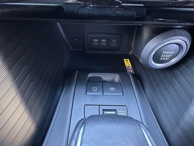 ハリアー Z 内装色/ブラック セーフティセンス LEDヘッドランプ ディスプレイオーディオ パノラミックビューモニター JBLサウンドシステム デジタルインナーミラー パワーバックドア 本革巻ステアリング(23枚目)