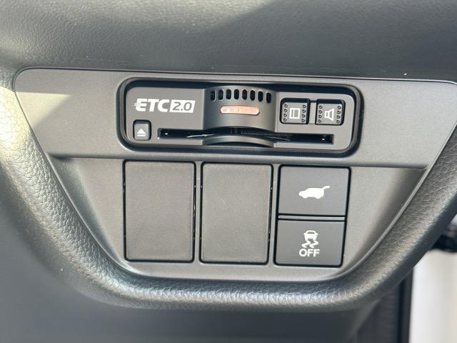 ZR-V e:HEV Z 内装色/ブラック ホンダセンシング LEDヘッドライト HondaCONNECTディスプレー+ETC2.0 BOSEサウンドシステム 前席&後席シートヒーター ステアリングヒーター 登録済未使用車(21枚目)
