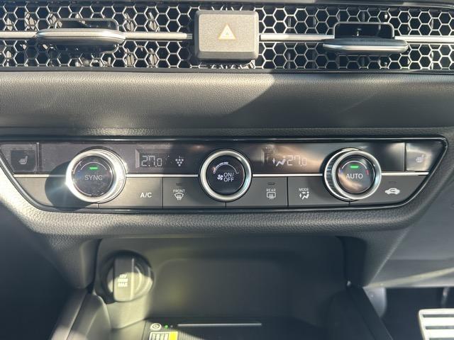 ZR-V e:HEV Z 内装色/ブラック ホンダセンシング LEDヘッドライト HondaCONNECTディスプレー+ETC2.0 BOSEサウンドシステム 前席&後席シートヒーター ステアリングヒーター 登録済未使用車(25枚目)