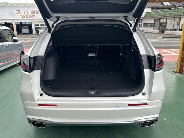 ZR-V e:HEV Z 内装色/ブラック ホンダセンシング フルLEDヘッドライト HondaCONNECTディスプレー+ETC2.0 マルチビューカメラシステム BOSEサウンドシステム シートヒーター パワーシート(14枚目)