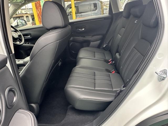 ZR-V e:HEV Z 内装色/ブラック ホンダセンシング フルLEDヘッドライト HondaCONNECTディスプレー+ETC2.0 マルチビューカメラシステム BOSEサウンドシステム シートヒーター パワーシート(7枚目)