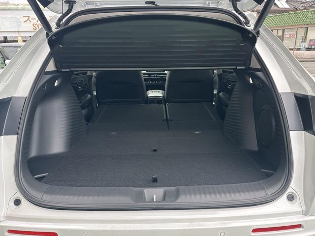 ZR-V e:HEV Z 内装色/ブラック ホンダセンシング フルLEDヘッドライト HondaCONNECTディスプレー+ETC2.0 マルチビューカメラシステム BOSEサウンドシステム シートヒーター パワーシート(14枚目)