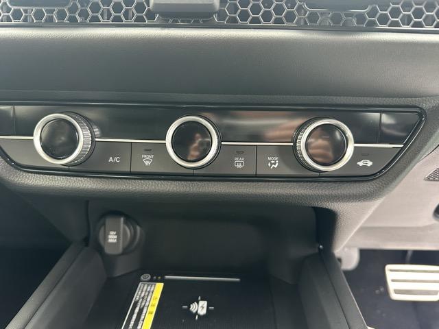 ZR-V e:HEV Z 内装色/ブラック ホンダセンシング フルLEDヘッドライト HondaCONNECTディスプレー+ETC2.0 マルチビューカメラシステム BOSEサウンドシステム シートヒーター パワーシート(22枚目)