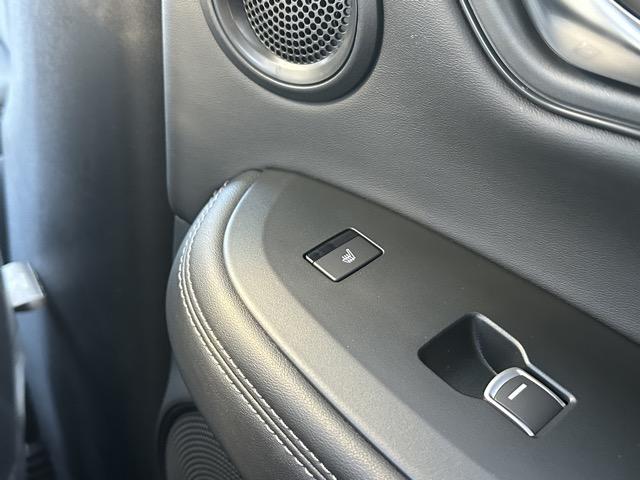 ZR-V e:HEV Z特別仕様車ブラックスタイル ホンダセンシング LEDヘッドライト HondaCONNECTディスプレー+ETC2.0 BOSEプレミアムサウンド シートヒーター ステアリングヒーター パワーテールゲート ワイヤレス充電器(10枚目)