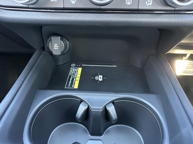ZR-V e:HEV Z特別仕様車ブラックスタイル ホンダセンシング LEDヘッドライト HondaCONNECTディスプレー+ETC2.0 BOSEプレミアムサウンド シートヒーター ステアリングヒーター パワーテールゲート ワイヤレス充電器(23枚目)