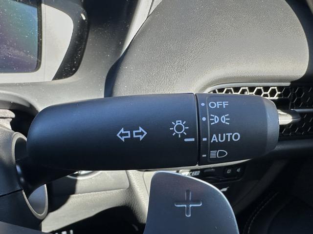ZR-V e:HEV Z特別仕様車ブラックスタイル ホンダセンシング LEDヘッドライト HondaCONNECTディスプレー+ETC2.0 BOSEプレミアムサウンド シートヒーター ステアリングヒーター パワーテールゲート ワイヤレス充電器(26枚目)
