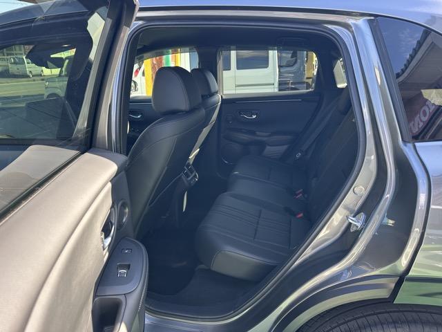 ZR-V e:HEV Z特別仕様車ブラックスタイル ホンダセンシング LEDヘッドライト HondaCONNECTディスプレー+ETC2.0 BOSEプレミアムサウンド シートヒーター ステアリングヒーター パワーテールゲート ワイヤレス充電器(7枚目)