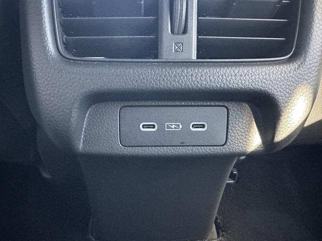 ZR-V e:HEV Z特別仕様車ブラックスタイル ホンダセンシング LEDヘッドライト HondaCONNECTディスプレー+ETC2.0 BOSEプレミアムサウンド シートヒーター ステアリングヒーター パワーテールゲート ワイヤレス充電器(8枚目)