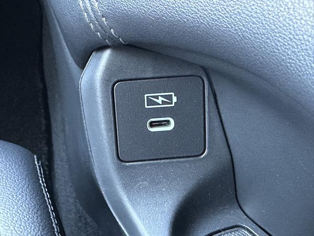 ZR-V e:HEV Z特別仕様車ブラックスタイル ホンダセンシング LEDヘッドライト HondaCONNECTディスプレー+ETC2.0 BOSEプレミアムサウンド シートヒーター ステアリングヒーター パワーテールゲート ワイヤレス充電器(38枚目)