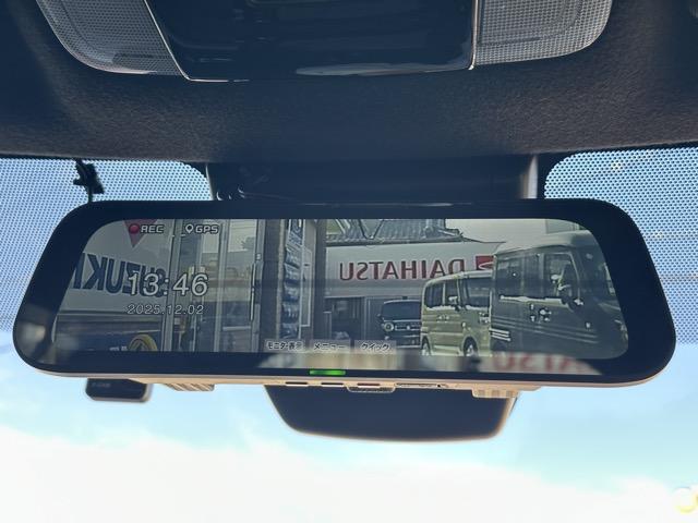 カローラツーリング ハイブリッド ダブルバイビー モデリスタエアロ&アルミホイール付 セーフティセンス LEDヘッドランプ ディスプレイオーディオ ヘッドアップディスプレイ スペアタイヤ 本革巻ステアリング シートヒーター ステアリングヒーター(35枚目)