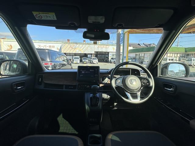 Ｎ－ＯＮＥ オリジナルスタイルプラスアーバン　特別仕様車　純正ディスプレイオーディオ・バックモニター付　ホンダセンシング　ＬＥＤヘッドランプ　電子制御パーキングブレーキ　オートブレーキホールド機能　運転席・助手席シートヒーター　スマートキー（8枚目）