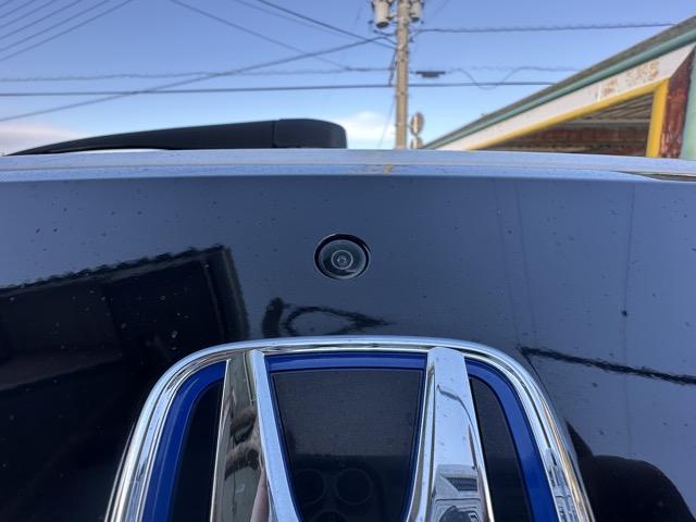 Honda e アドバンス 走行距離643km ホンダセンシング ワイドスクリーンHondaCONNECTディスプレー+ETC2.0 マルチビューカメラ センターカメラミラー ステアリングヒーター シートヒーター スカイルーフ(13枚目)