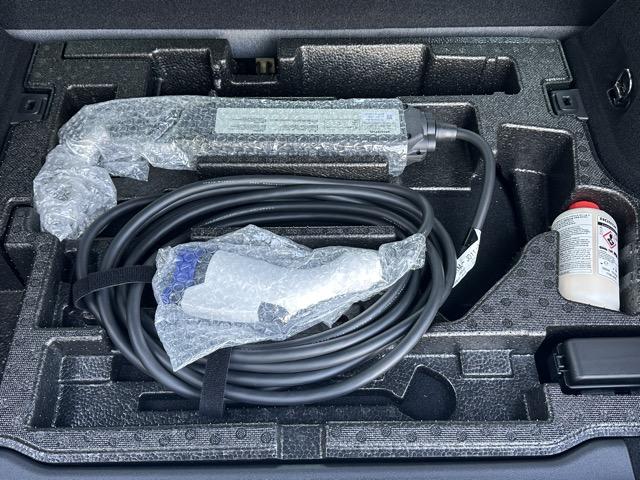 Honda e アドバンス 走行距離643km ホンダセンシング ワイドスクリーンHondaCONNECTディスプレー+ETC2.0 マルチビューカメラ センターカメラミラー ステアリングヒーター シートヒーター スカイルーフ(21枚目)