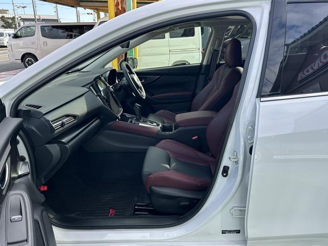 レヴォーグ STIスポーツ EX サンルーフ 純正ナビゲーション バック&サイドカメラ デジタルインナーミラー スマートキー LEDヘッドライト フルオートエアコン シートヒーター パワーシート パワーバックドア 革巻きハンドル(6枚目)